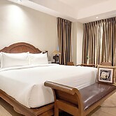 Kokhaburi Hotel
