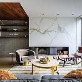 Pacific by Rove Travel Duplex w Deck Backyard