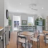 HI Halifax Heritage House - Hostel