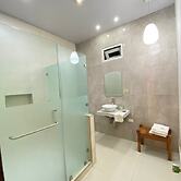 Edificio La Esquina Cesar Mariscos