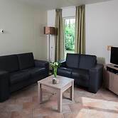 Family Home in Scherpenzeel Near Nature Trails