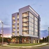 Kompose Boutique Hotel Miami Airport