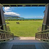 Hanalei Nalu in Hanalei