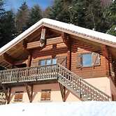 Chalet in La Bresse With Hot Tub & Mountain Views
