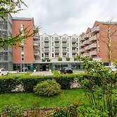 Comfortable Apartment With Balcony, Pool, Sauna
