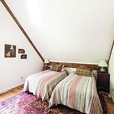 Charming 6 Bdrm Countryside Stay