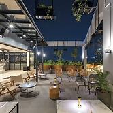 ARTOTEL Hub Simpang Temu