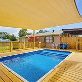 Cozy Home Near Bay Access in Panama City!