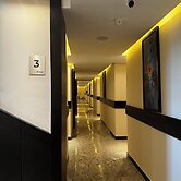 Blu Pearl Hotel & Residence