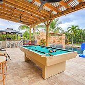 Pool & Spa: Spacious Port St Lucie Villa!