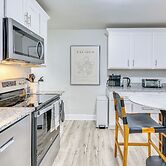 1/2 Mi to High Point University: Quaint Abode!