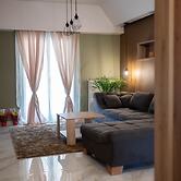 Aurora Breeze Trikala Town