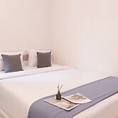 Minimalist and Homey Studio (No Kitchen) Apartment Aeropolis Residence