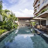 Iconic Long Hai Hotel