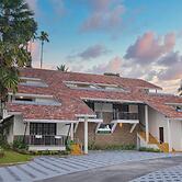 Holidays Garden Resort