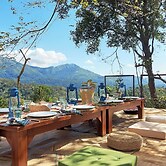 Ella Nine Peaks (Araliya Villa & The Club House)