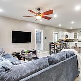 Private Pool & Game Room: Home Near Savannah