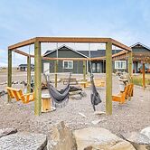 Starry Skies & Mtn Views: Family Retreat in Elmo