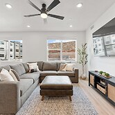 Gateway Getaway #102 2 Bedroom Condo