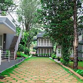 Thavika Silverwood Residence Yelagiri