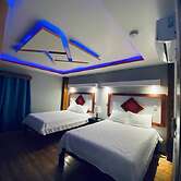 Oasis Paradise Hotel