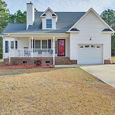 9 Mi to Dtwn: Greenville Home w/ Screened Patio!
