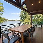 Mi Casa Su Casa by Avantstay Lakefront Escape