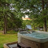 For Lake Sake by Avantstay Lakefront Hot Tub View
