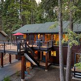 Paige Meadow by Avantstay Near Lake Tahoe City