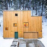 Parkview Mountain House Luxury Ski Home w Hot Tub Near Trails Downtown