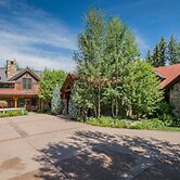 Twin Creeks Ranch Luxury Aspen Group Retreat 25-acres Guest House