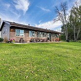 Riverfront Home w/ Private Dock in Wisconsin Dells