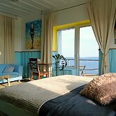 Vergi Harbor and Hotel Wirkes'