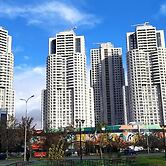 18th Floor Secure Luxury Condo With Pool & Fitness Included In Price