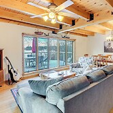 Hot Tub & Boat Dock: Waterfront Maine Retreat!