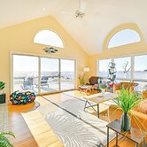 Bayfront Home in Patchogue w/ Deck & Fishing Dock