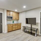 Oakland City Apartment: Close to Dtwn