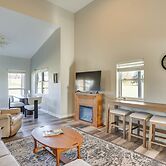 Golf Course Views: Oakland City Retreat