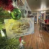 Historic Plaza Hotel