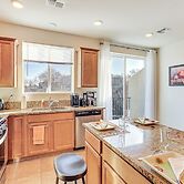 4 Mi to Dtwn: Family-friendly Townhome in Reno