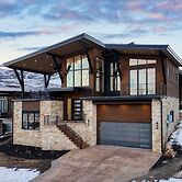 Orion by Avantstay Luxury 5bdr Ski Home w Views Minutes to Deer Valley