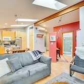 2 Mi to UO: Cozy Retreat in Eugene!