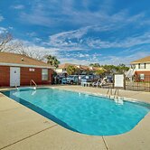 Birding, Beaches & More: Cozy Gautier Condo