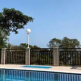 Leonardi's Sunset House