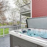 7 Mi to Cedar Point: Group Getaway in Huron