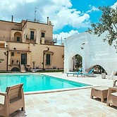 Nella Apartment With Pool
