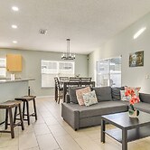 3 Mi to Clearwater Beach: Home w/ Patio & Grill!