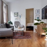 In the Heart of Brosundet! Fully Equipped 3 Bed Room Ap