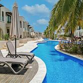 Serene 1-bedroom With Pool View