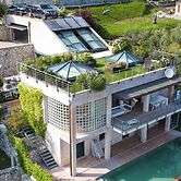 Villa Livia Luxury in Villanuova sul Clisi